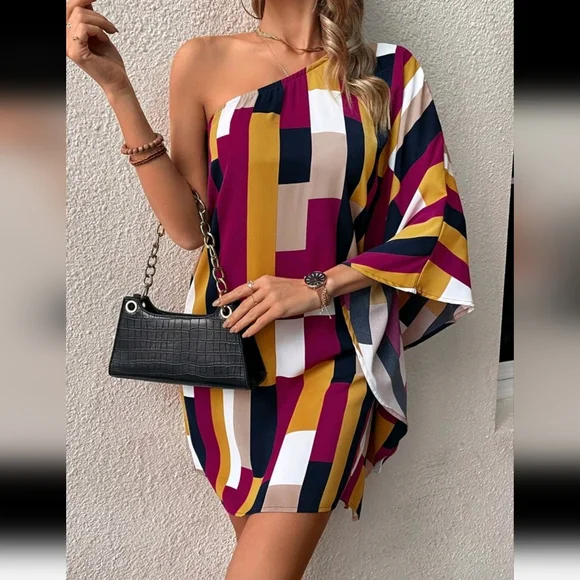 BATWING TUNIC/DRESS - Picture 3 of 5